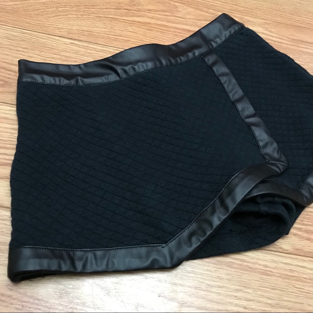 Bongo Girl/Womens Black Quilted Skort/Skirt/Shorts